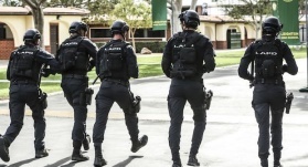 S. W. A. T.: Спецназ города ангелов 2 сезон 11 серия S. W. A. T.: Спецназ города ангелов 2 сезон 11 серия
