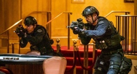 S. W. A. T.: Спецназ города ангелов 3 сезон 10 серия S. W. A. T.: Спецназ города ангелов 3 сезон 10 серия