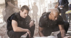 S. W. A. T.: Спецназ города ангелов 4 серия S. W. A. T.: Спецназ города ангелов 4 серия