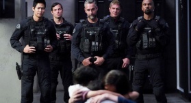 S. W. A. T.: Спецназ города ангелов 2 сезон 2 серия S. W. A. T.: Спецназ города ангелов 2 сезон 2 серия